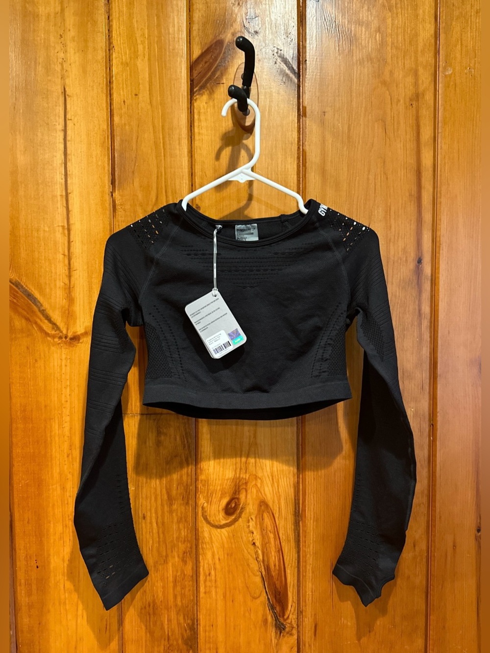 Gymshark NWT Women’s Black Long Sleeved Flawless Knit Crop Top Size M